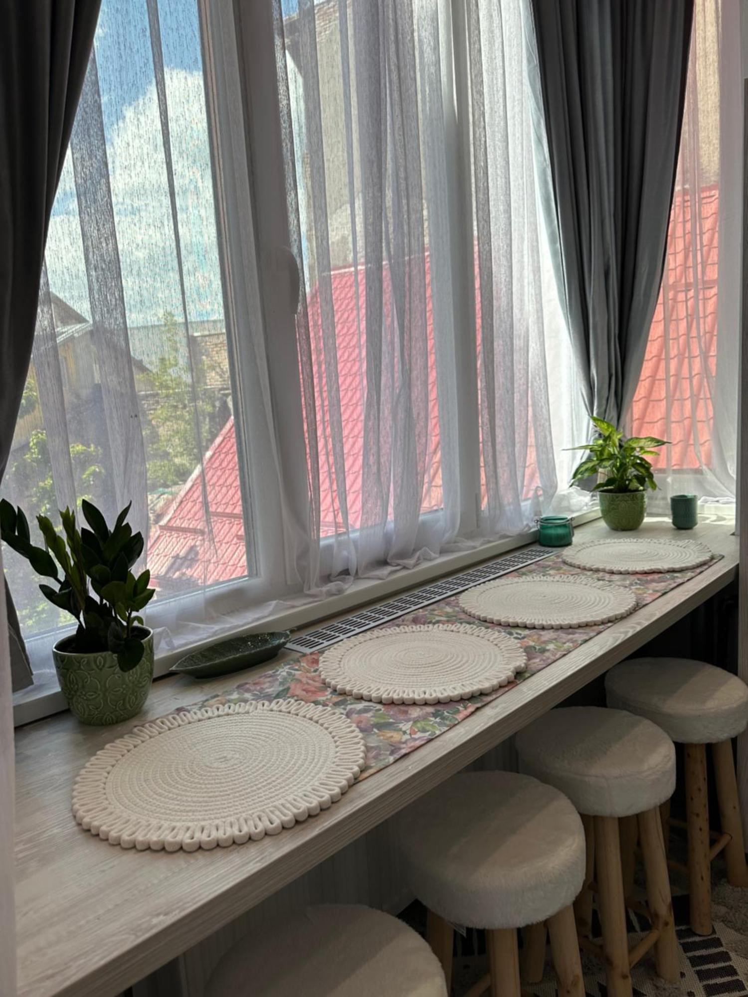 Deyinn Guest House Centrum Turda Buitenkant foto